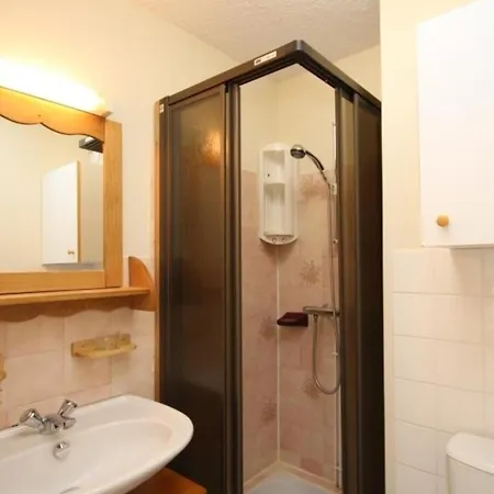 Mont-dore, 1 Pièce, 2 Personnes - Fr-1-608-55 * Le Mont-Dore