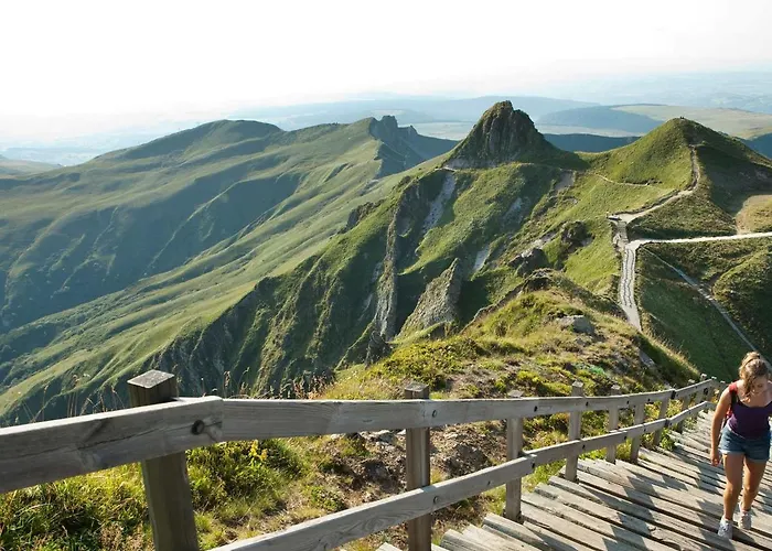 Mont-dore Avec Terrasse, Parking Et Wifi - Fr-1-608-55 *